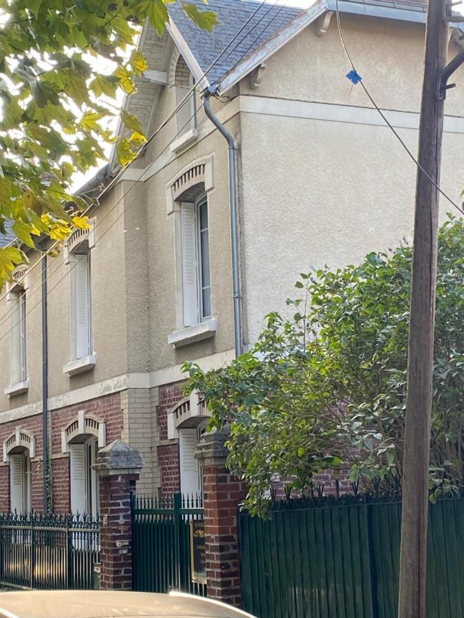 Apartament Studio Tt Confort Neuf Et Equipe Noyon Zewnętrze zdjęcie